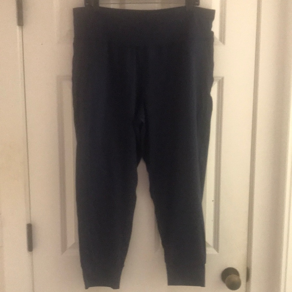 Under Armour Athletic/Athleisure Joggers, XXLS, NWT!